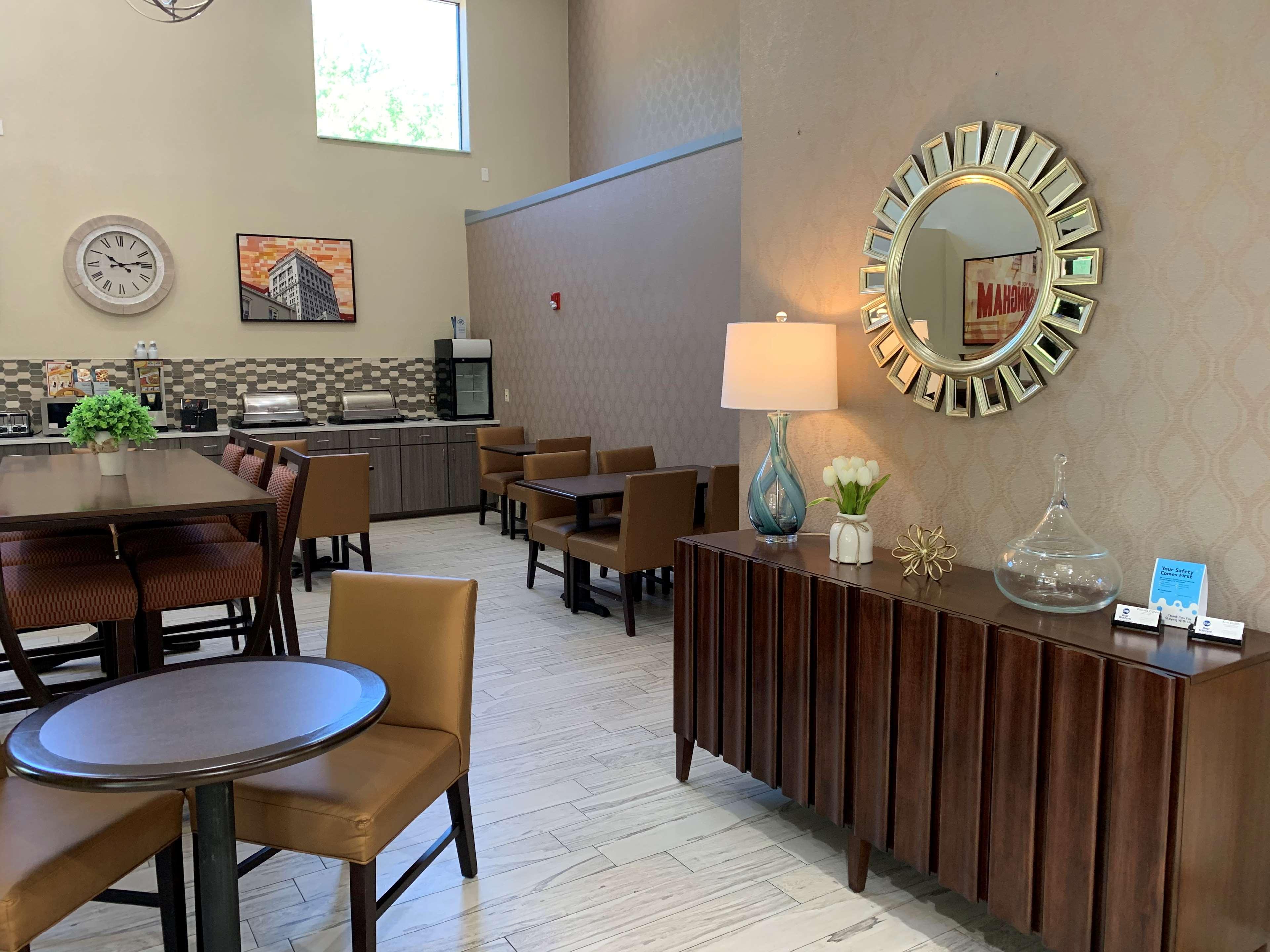 Western Hotel Gardendale